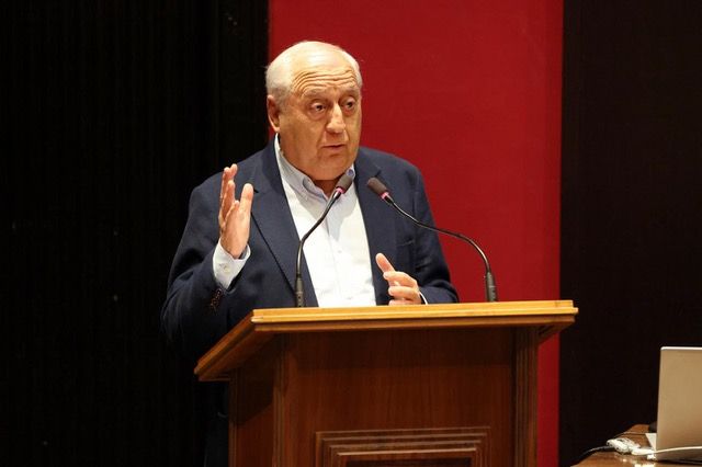 Conferencia del Académico de Número D. Alejandro Abadía Paris en el II Congreso de Turismo en Zaragoza